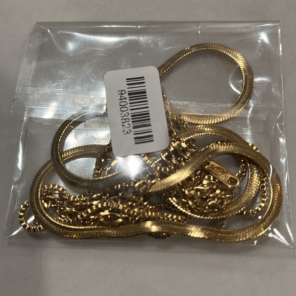 Vienna Layered Gold Chain Necklace/NWOT - Picture 9 of 9